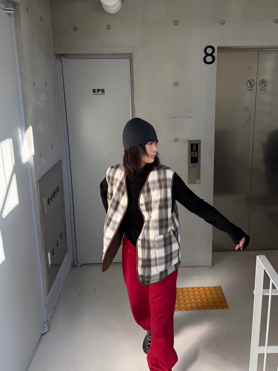 OLI EDIT韓國代購女裝新款真品人氣推薦熱賣時尚休閑馬甲OLI EDIT馬甲