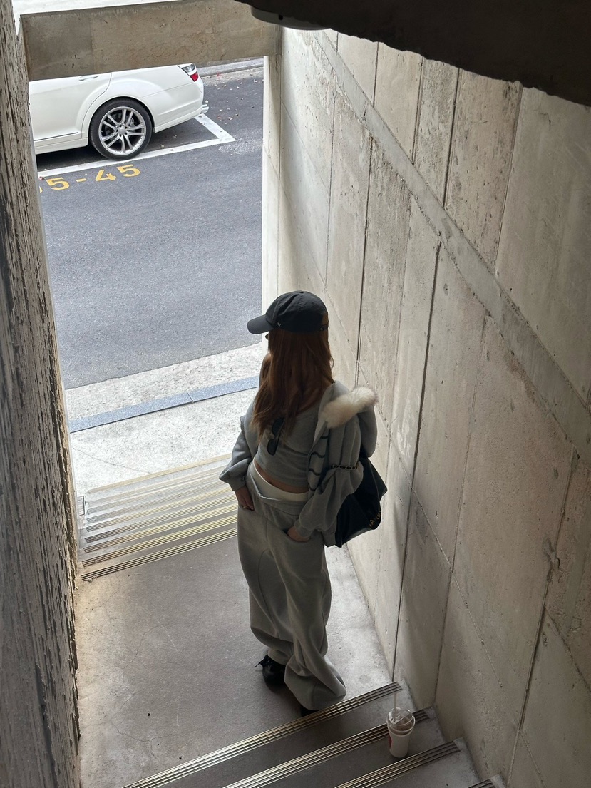 ZEROZERO韓國直郵女裝新款人氣時尚休閑休閑褲奶油色鏤空ZEROZERO休閑褲