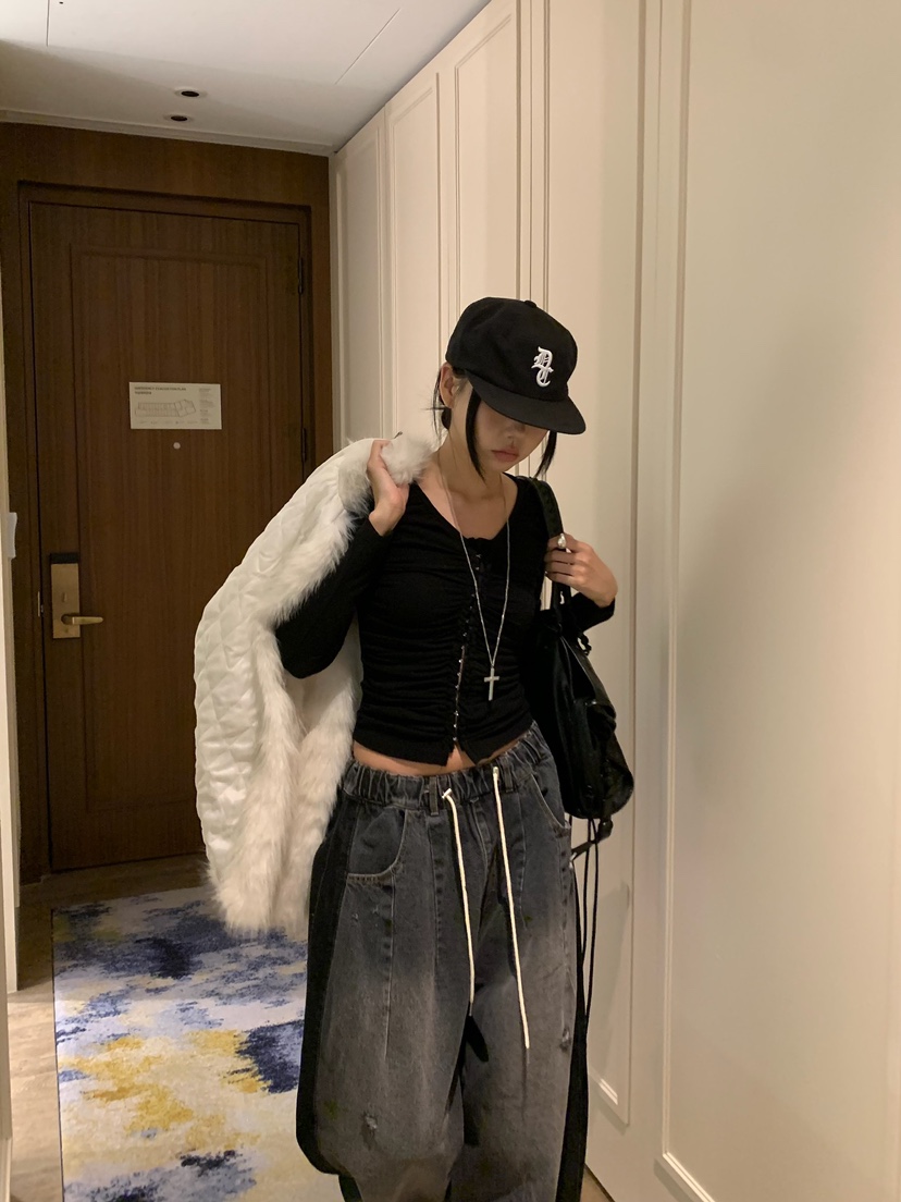 BADCALM東大門實拍女士新款熱賣人氣休閑長袖T恤不含褶皺BADCALM長袖T恤