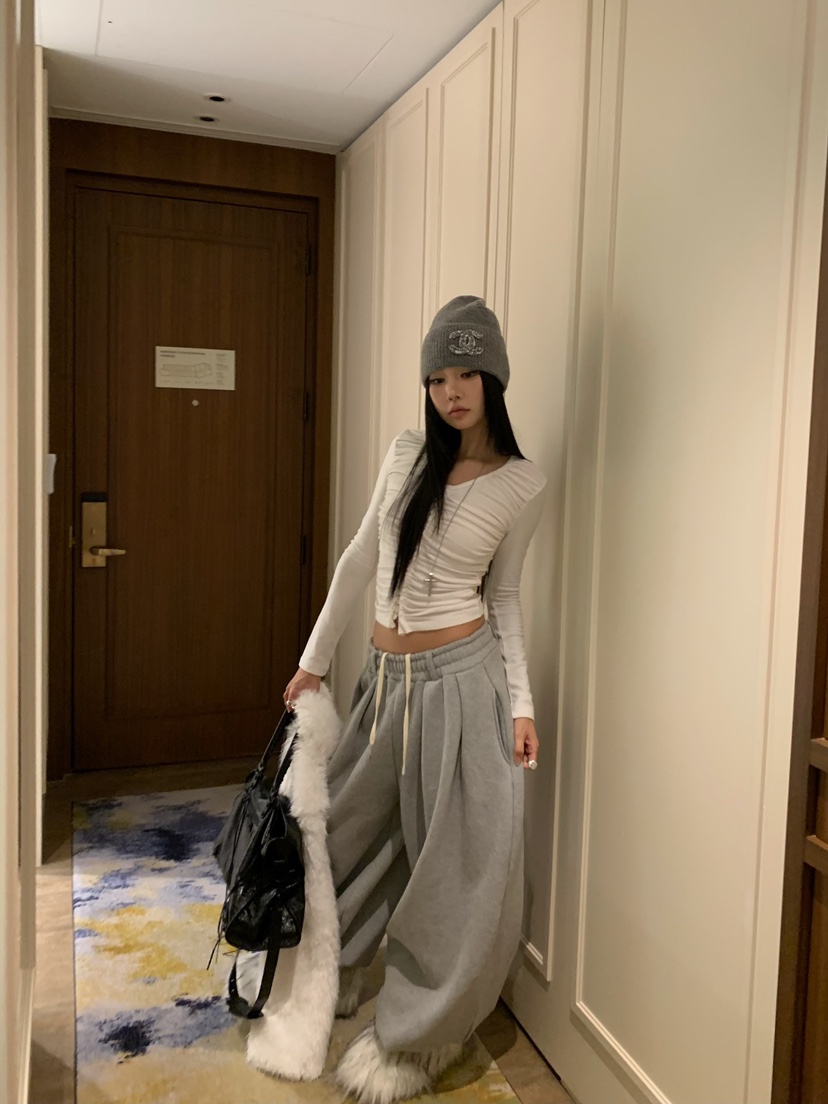 BADCALM東大門實拍女士新款熱賣人氣休閑長袖T恤不含褶皺BADCALM長袖T恤