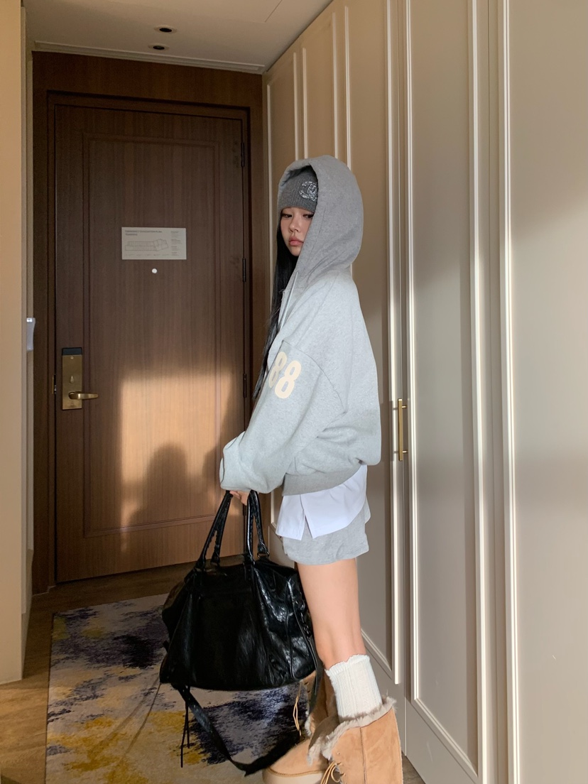 BADCALM韓國直郵女裝新款熱賣推薦人氣時尚衛衣拉鏈連帽衫BADCALM衛衣