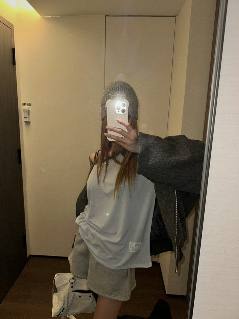 ZEROZERO東大門直郵女裝新品人氣推薦時尚熱賣休閑長袖T恤ZEROZERO長袖T恤