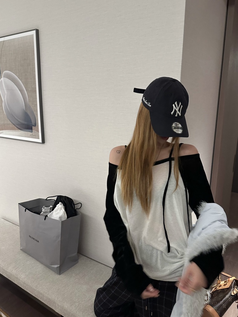 ZEROZERO東大門直郵女裝新品人氣推薦時尚熱賣休閑長袖T恤ZEROZERO長袖T恤圖色2