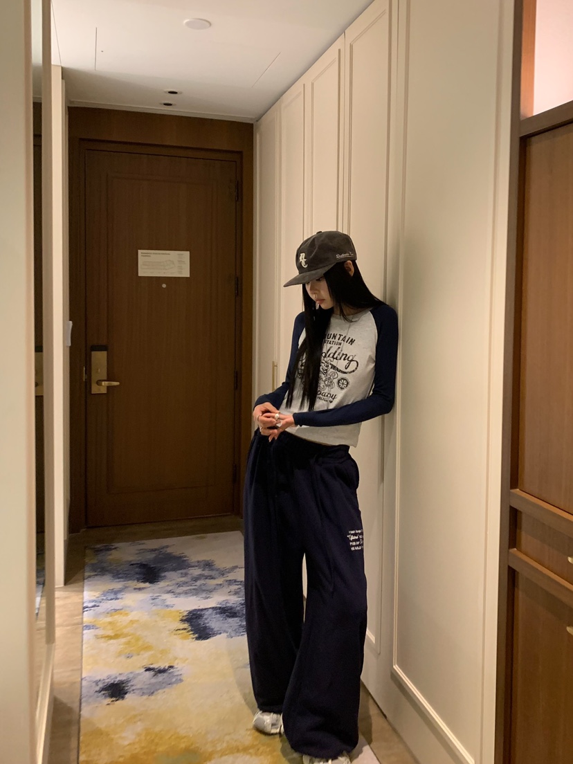 BADCALM東大門實拍女裝新品人氣推薦熱賣時尚真品長袖T恤BADCALM長袖T恤