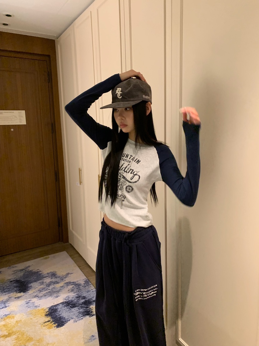 BADCALM東大門實拍女裝新品人氣推薦熱賣時尚真品長袖T恤BADCALM長袖T恤