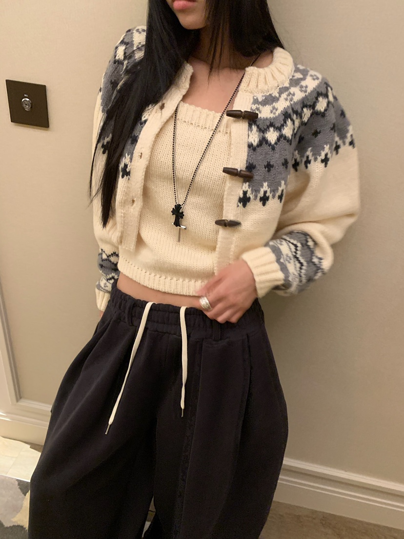 BADCALM東大門實拍女裝新品真品時尚推薦熱賣休閑人氣套裝BADCALM套裝圖色1
