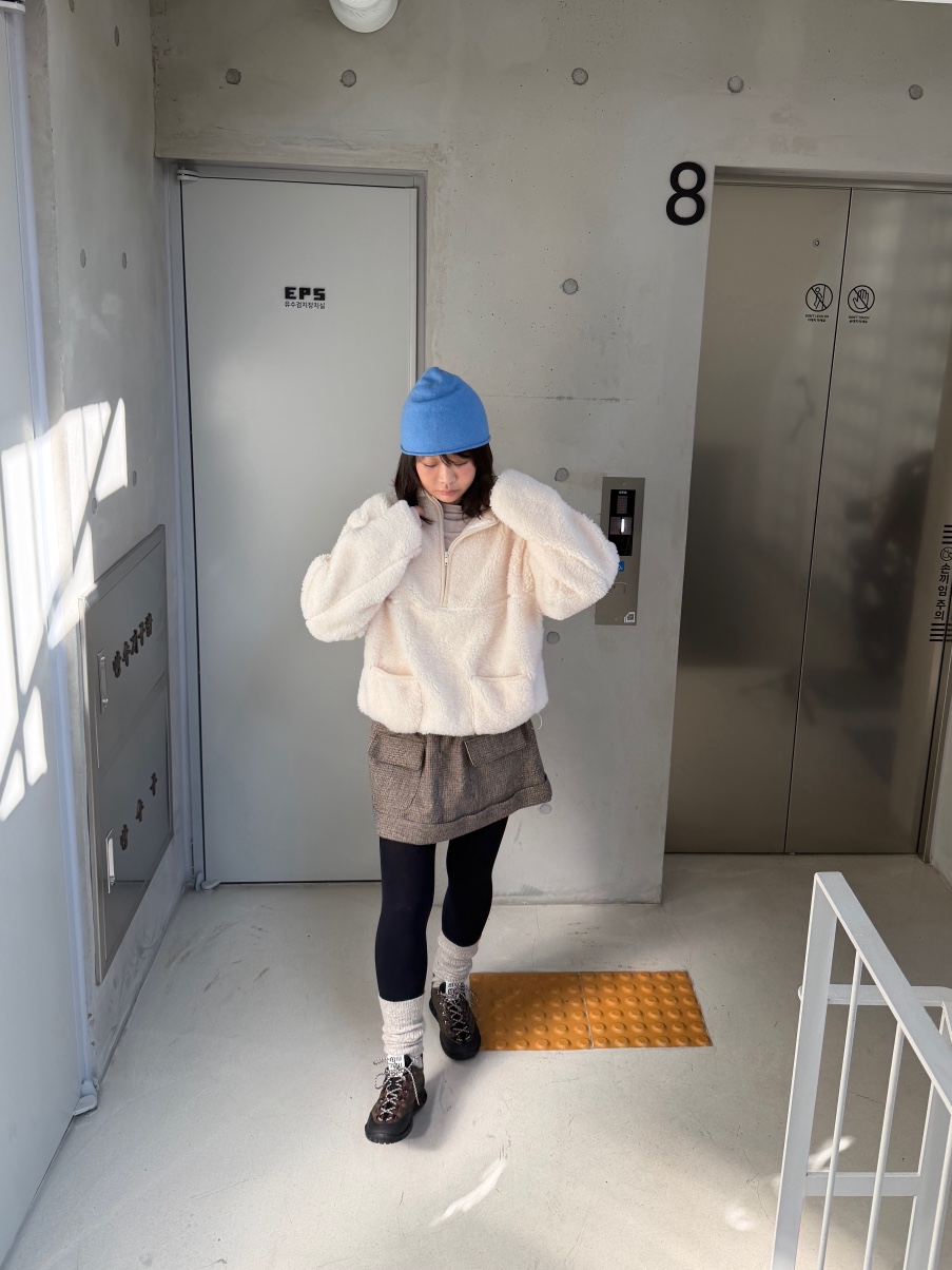 OLI EDIT東大門實拍女裝新款真品人氣休閑推薦時尚熱賣衛衣OLI EDIT衛衣