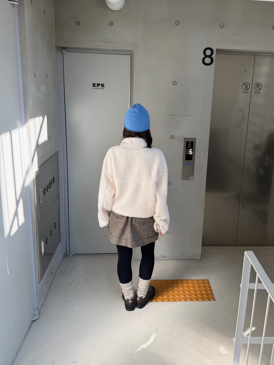 OLI EDIT東大門實拍女裝新款真品人氣休閑推薦時尚熱賣衛衣OLI EDIT衛衣