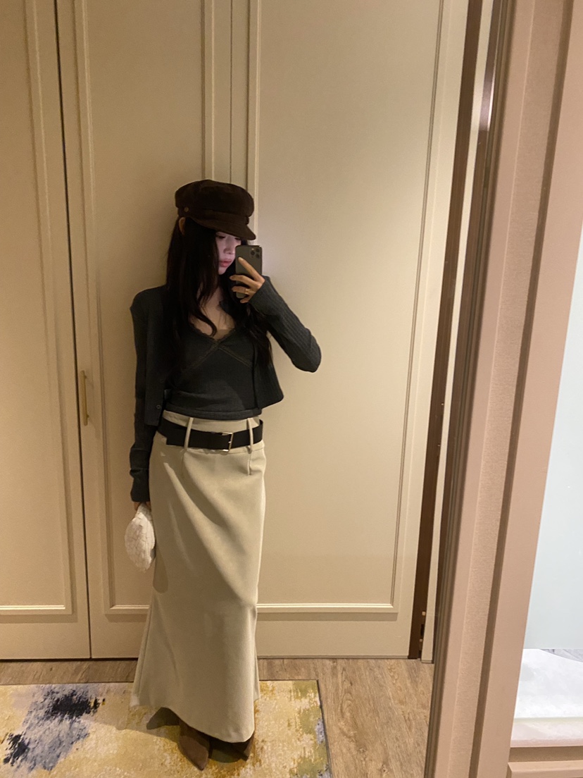 FOUREIGHT韓國直郵女士新款休閑熱賣推薦人氣長裙不含腰帶FOUR EIGHT長裙