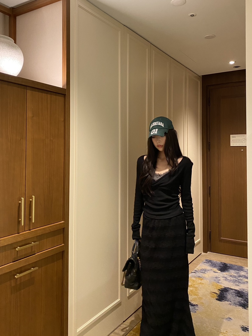 FOUREIGHT東大門直郵女裝新品休閑時尚真品推薦人氣長袖T恤FOUR EIGHT長袖T恤