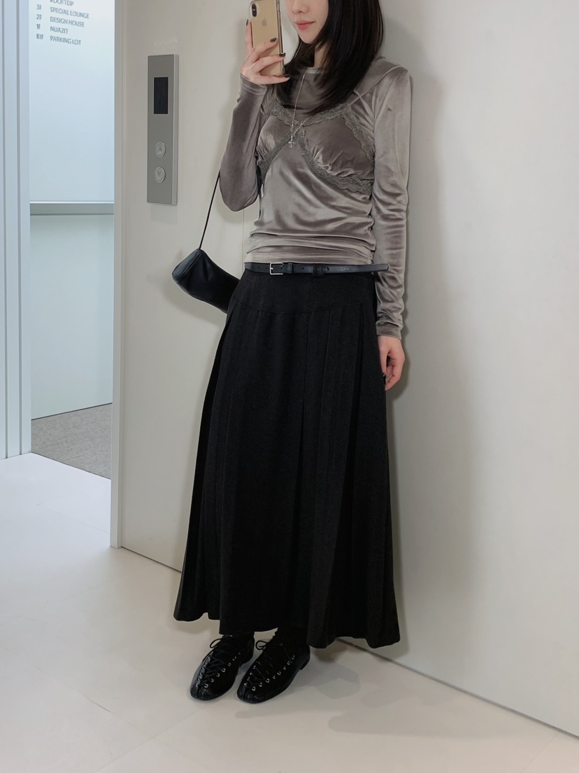 MOMENTUM東大門實拍女裝新款真品休閑時尚推薦套裝絲絨無袖MOMENTUM套裝