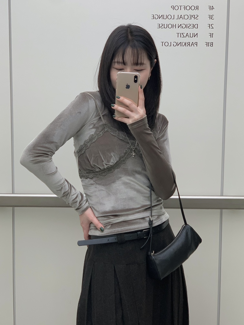 MOMENTUM東大門實拍女裝新款真品休閑時尚推薦套裝絲絨無袖MOMENTUM套裝
