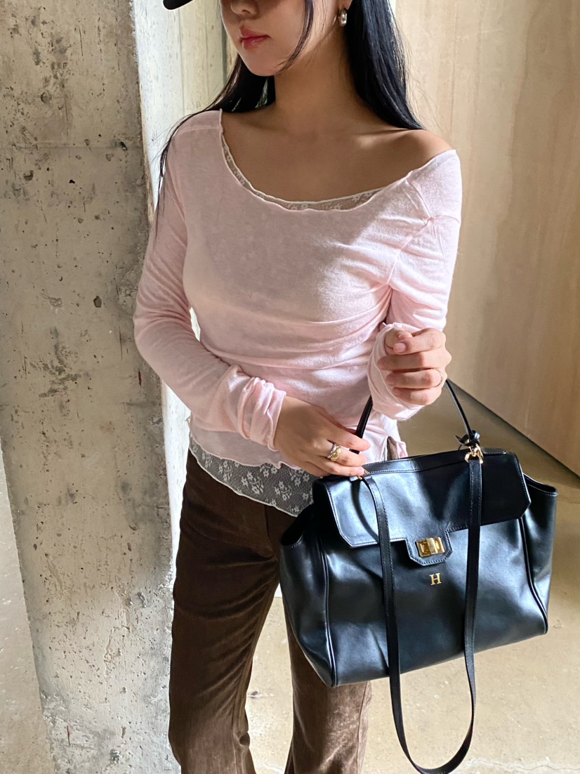 OUPPT東大門實拍女裝新款休閑時尚推薦熱賣真品長袖T恤蕾絲OUPPT長袖T恤