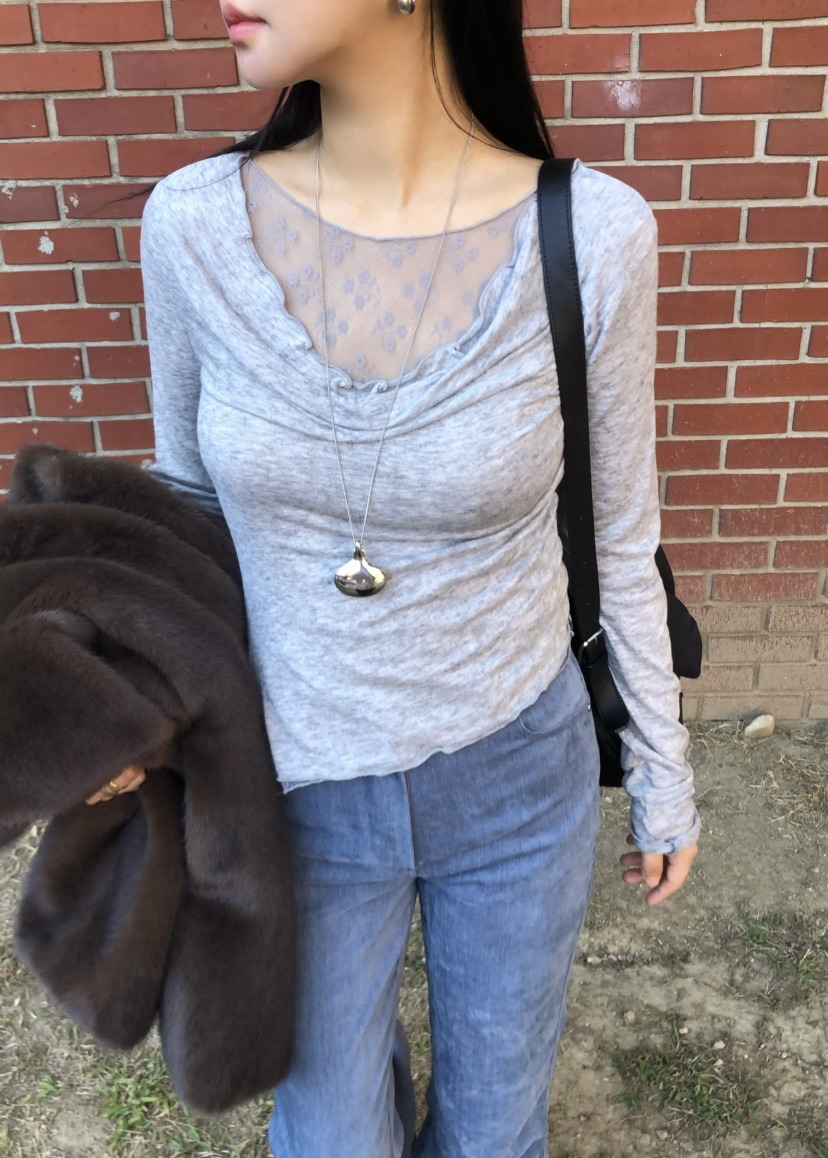 OUPPT東大門實拍女裝新款休閑時尚推薦熱賣真品長袖T恤蕾絲OUPPT長袖T恤