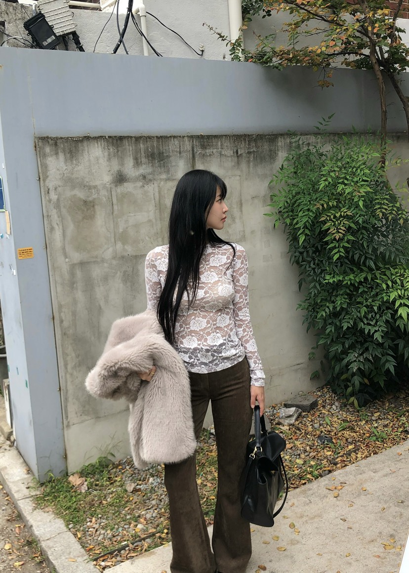 OUPPT韓國代購女裝新款推薦時尚休閑真品熱賣長袖T恤蕾絲OUPPT長袖T恤