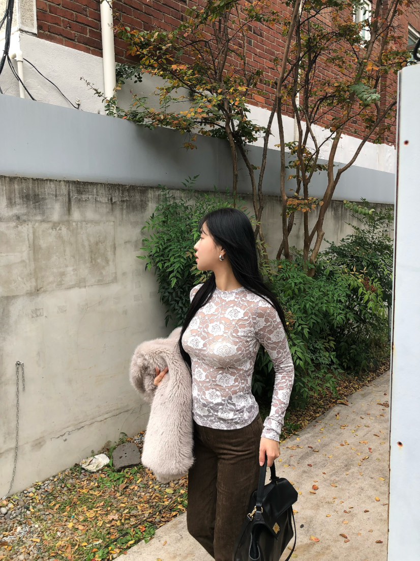 OUPPT韓國代購女裝新款推薦時尚休閑真品熱賣長袖T恤蕾絲OUPPT長袖T恤