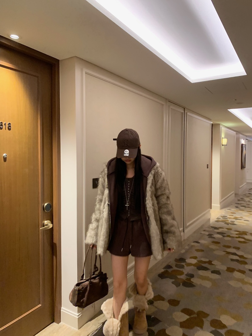 BADCALM東大門直郵女士新款人氣時尚休閑短款大衣毛皮絎縫BADCALM短款大衣