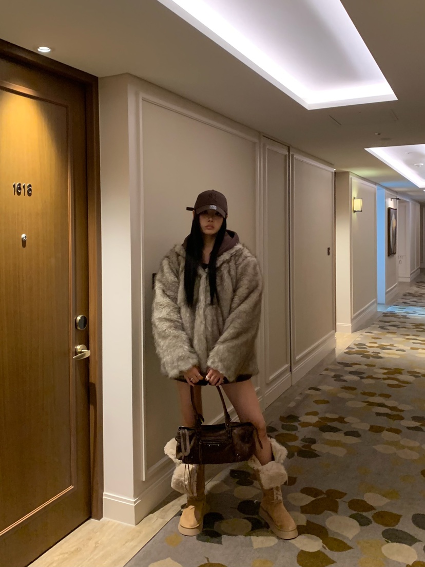 BADCALM東大門直郵女士新款人氣時尚休閑短款大衣毛皮絎縫BADCALM短款大衣