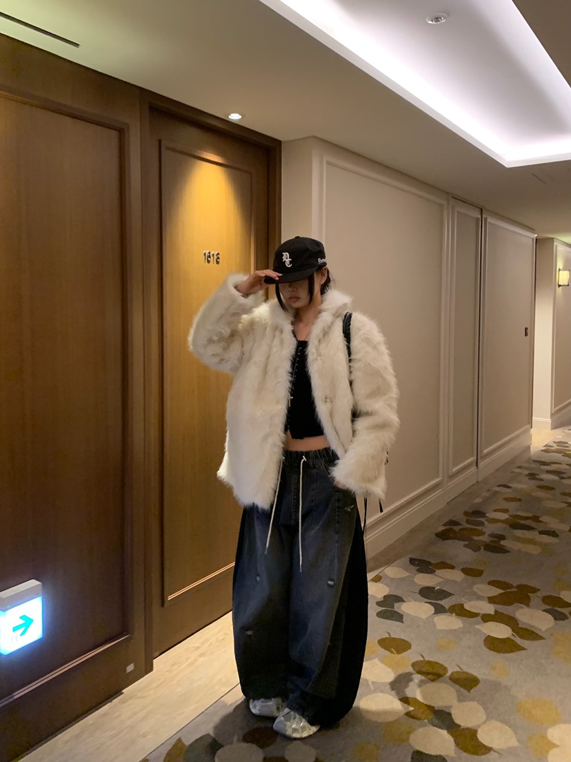 BADCALM東大門直郵女士新款人氣時尚休閑短款大衣毛皮絎縫BADCALM短款大衣