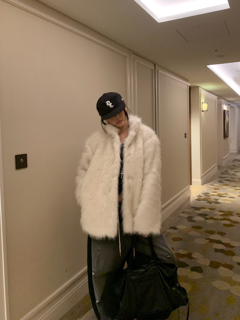 BADCALM東大門直郵女士新款人氣時尚休閑短款大衣毛皮絎縫BADCALM短款大衣