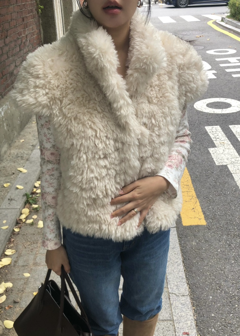 OUPPT東大門代購女士新款休閑時尚真品短款大衣不含內搭皮草OUPPT短款大衣圖色1