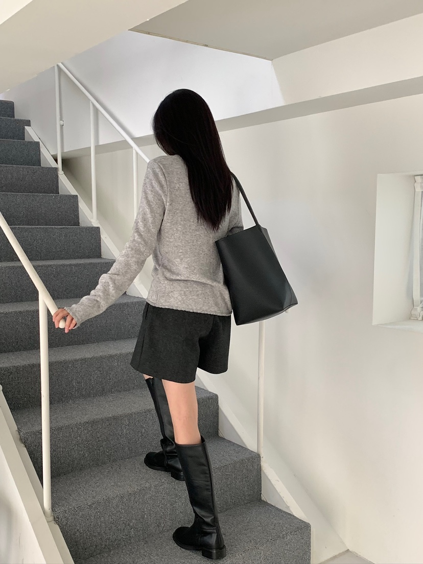 BLEECKER東大門代購女裝新品真品熱賣時尚休閑推薦長袖T恤BLEECKER長袖T恤