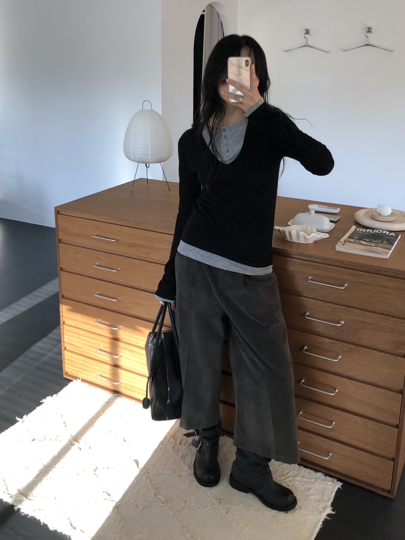 LE VASE韓國直郵女裝新款時尚真品人氣推薦熱賣短褲燈芯絨LE VASE短褲圖色3