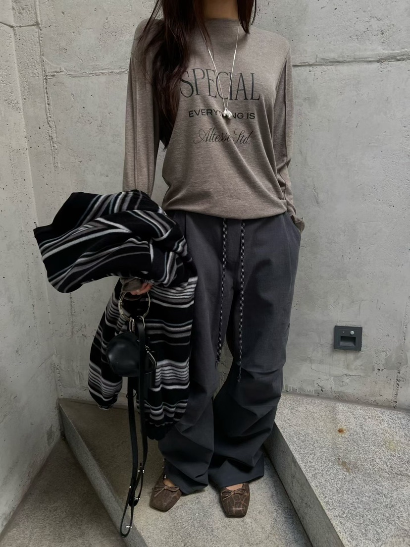 SPECIAL東大門代購女裝新品人氣熱賣推薦時尚真品長袖T恤SPECIAL長袖T恤
