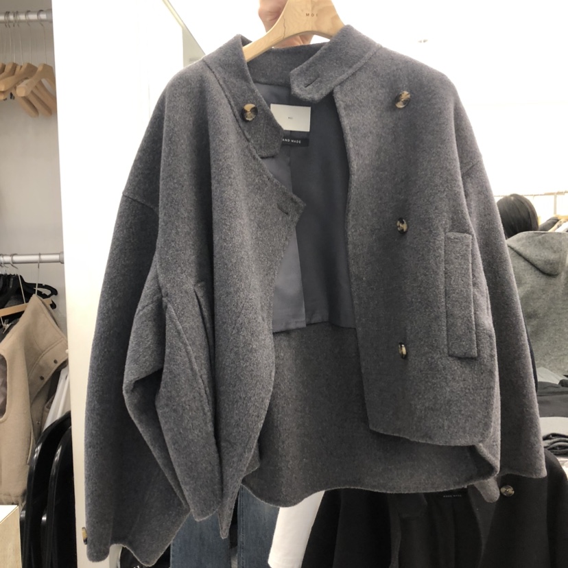 MOI-A韓國直郵女士新品真品人氣推薦短款大衣不對稱高領MOI-A短款大衣圖色1墨
