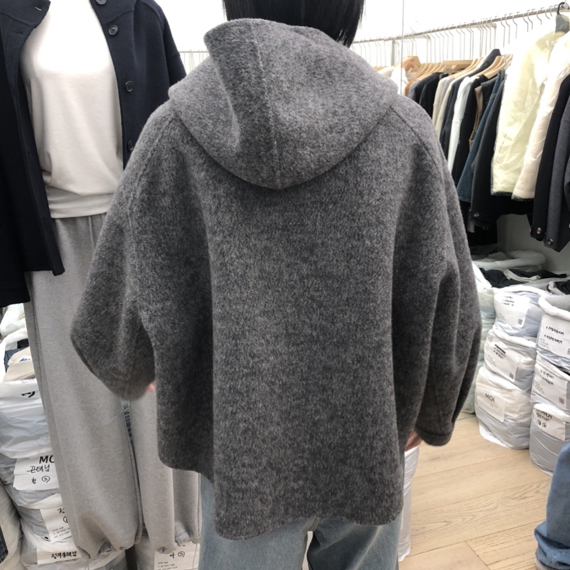 MOI-A東大門直郵女士新品時尚真品人氣短款大衣寬松連帽MOI-A短款大衣