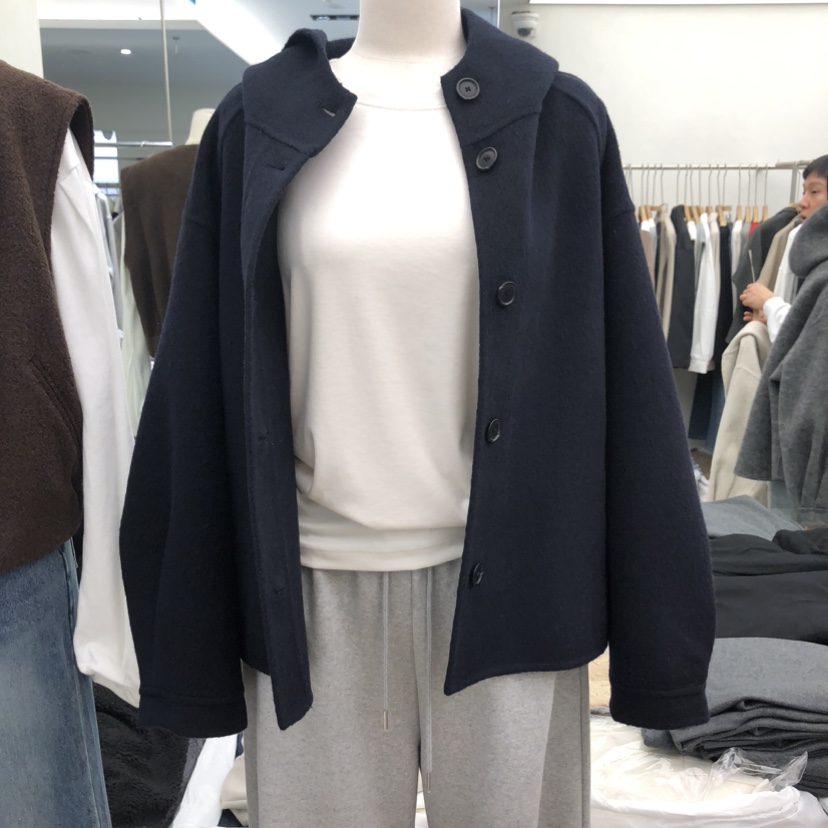 MOI-A東大門直郵女士新品時尚真品人氣短款大衣寬松連帽MOI-A短款大衣圖色1深藍色