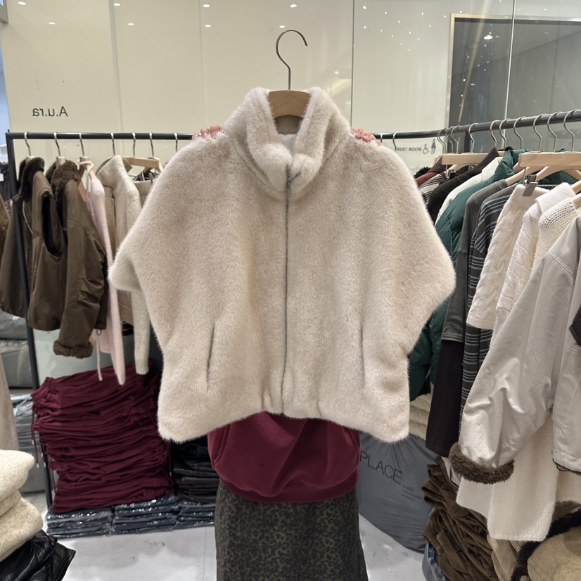 AURA韓國直郵女士新品熱賣休閑人氣推薦時尚真品馬甲貂皮Au ra馬甲圖色1