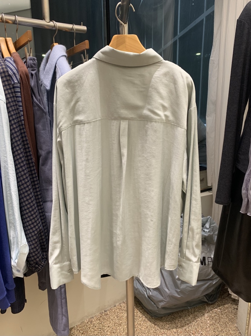VAARA東大門實拍女裝新款真品推薦時尚人氣休閑襯衫蕾絲衫VAARA襯衫/蕾絲衫