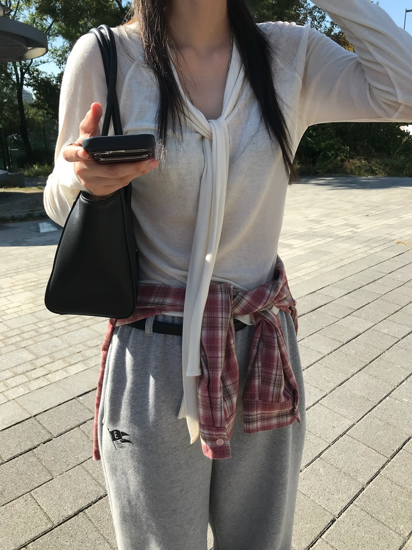 ESCHER東大門代購女裝新款休閑推薦時尚人氣熱賣真品長袖T恤ESCHER長袖T恤