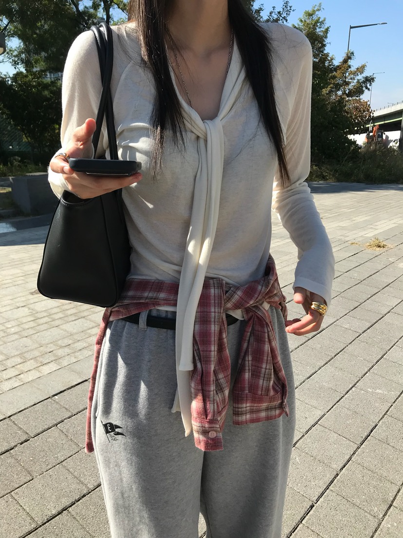 ESCHER東大門代購女裝新款休閑推薦時尚人氣熱賣真品長袖T恤ESCHER長袖T恤