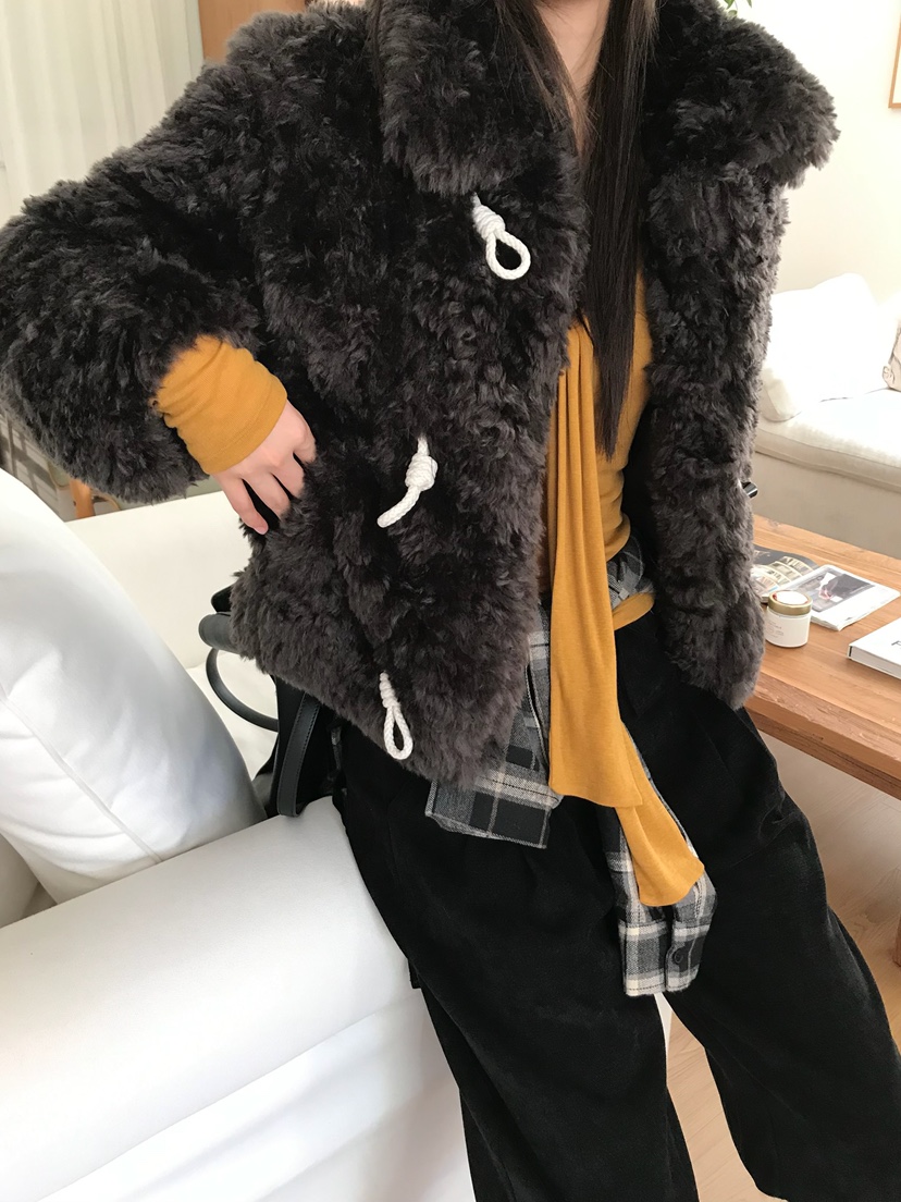 ESCHER東大門代購女裝新品真品職業推薦熱賣休閑短款大衣ESCHER短款大衣