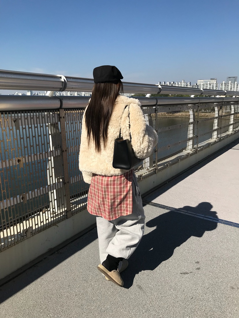 ESCHER東大門代購女裝新品真品職業推薦熱賣休閑短款大衣ESCHER短款大衣