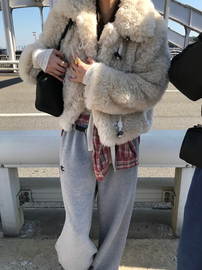 ESCHER東大門代購女裝新品真品職業推薦熱賣休閑短款大衣ESCHER短款大衣