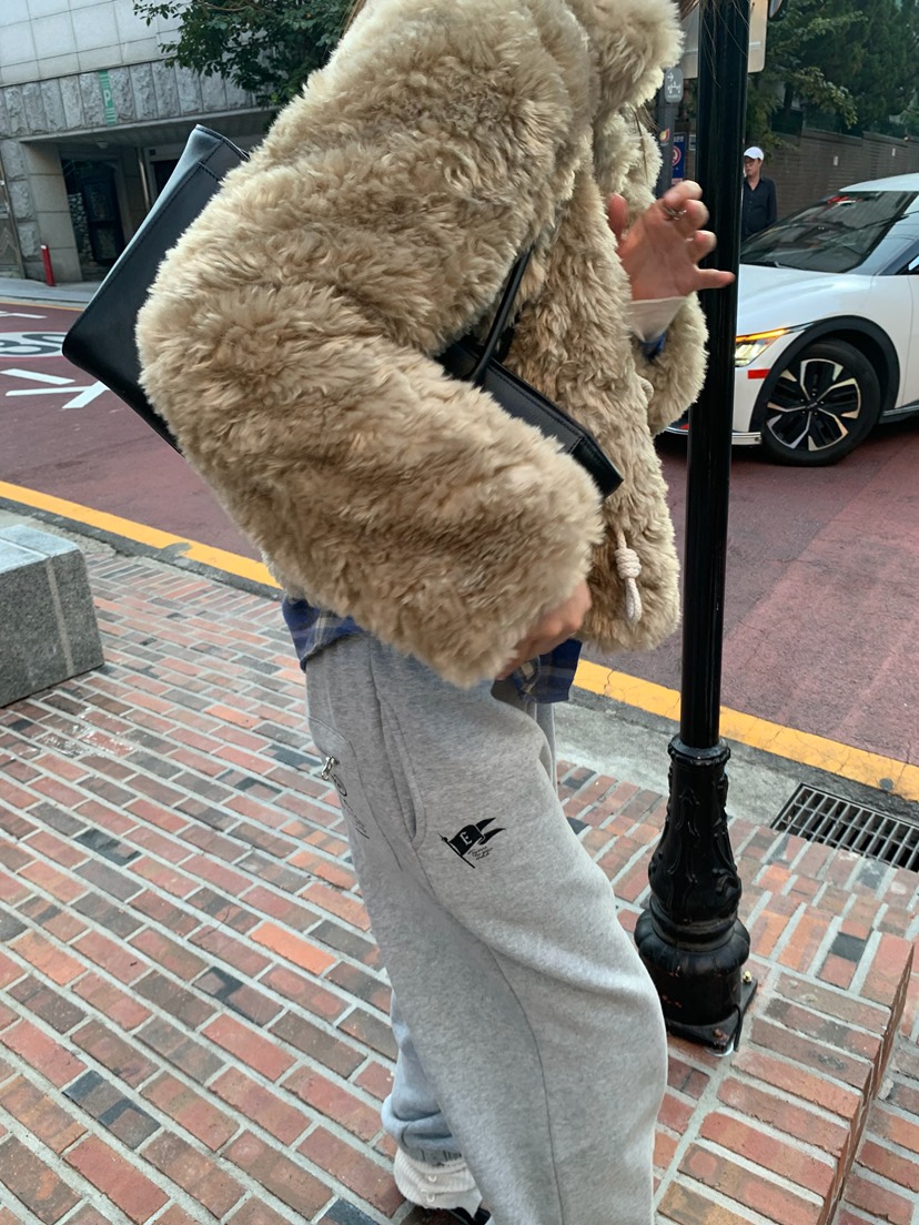 ESCHER東大門代購女裝新品真品職業推薦熱賣休閑短款大衣ESCHER短款大衣