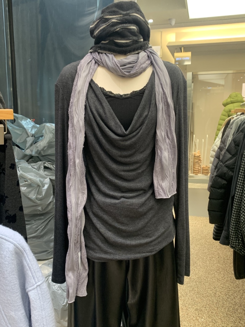 VAARA東大門實拍女裝新品人氣真品熱賣休閑時尚長袖T恤兜帽VAARA長袖T恤
