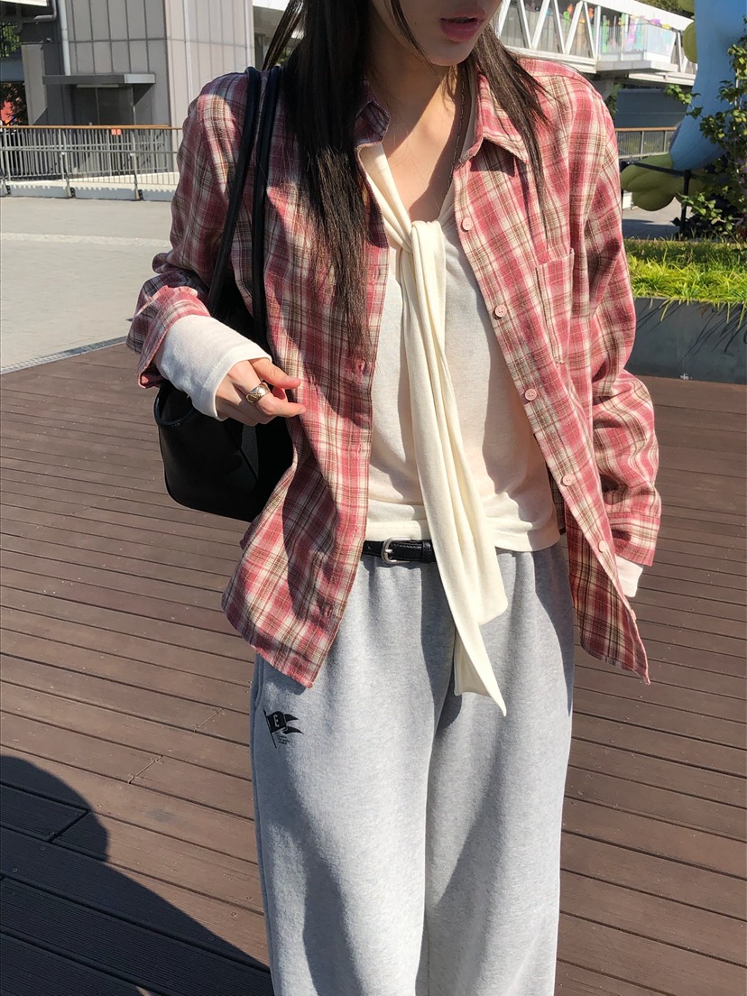ESCHER韓國代購女士新款熱賣推薦人氣休閑時尚襯衫蕾絲衫ESCHER襯衫/蕾絲衫