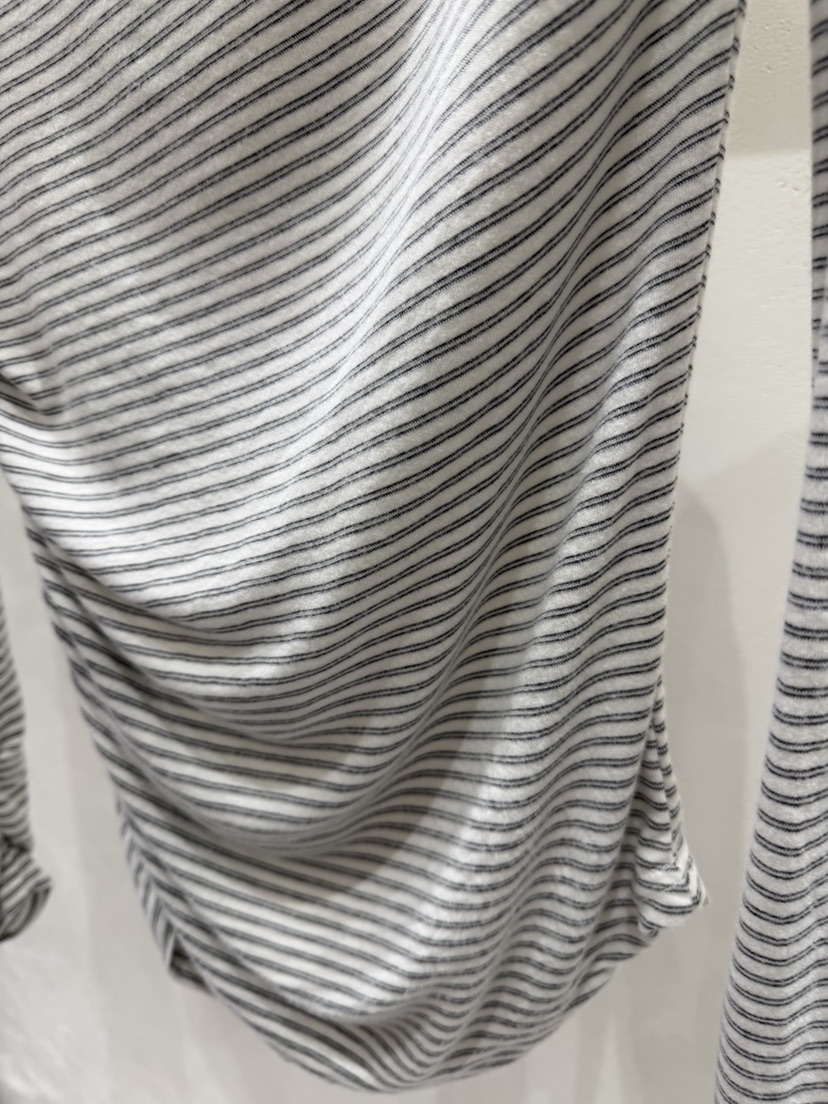 SHIRRING韓國直郵女裝新款熱賣時尚真品長袖T恤不對稱高領SHIRRING長袖T恤