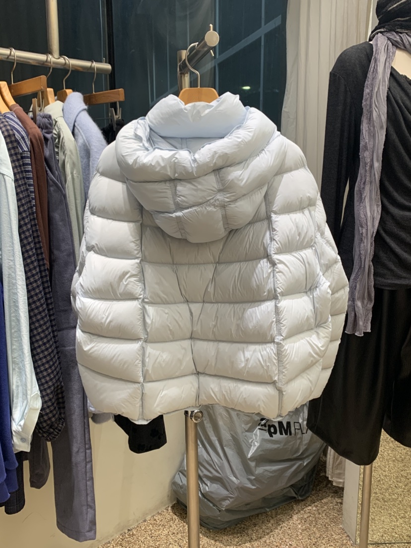 VAARA東大門直郵女裝新品熱賣人氣時尚職業短款羽絨服羽絨服VAARA短款羽絨服