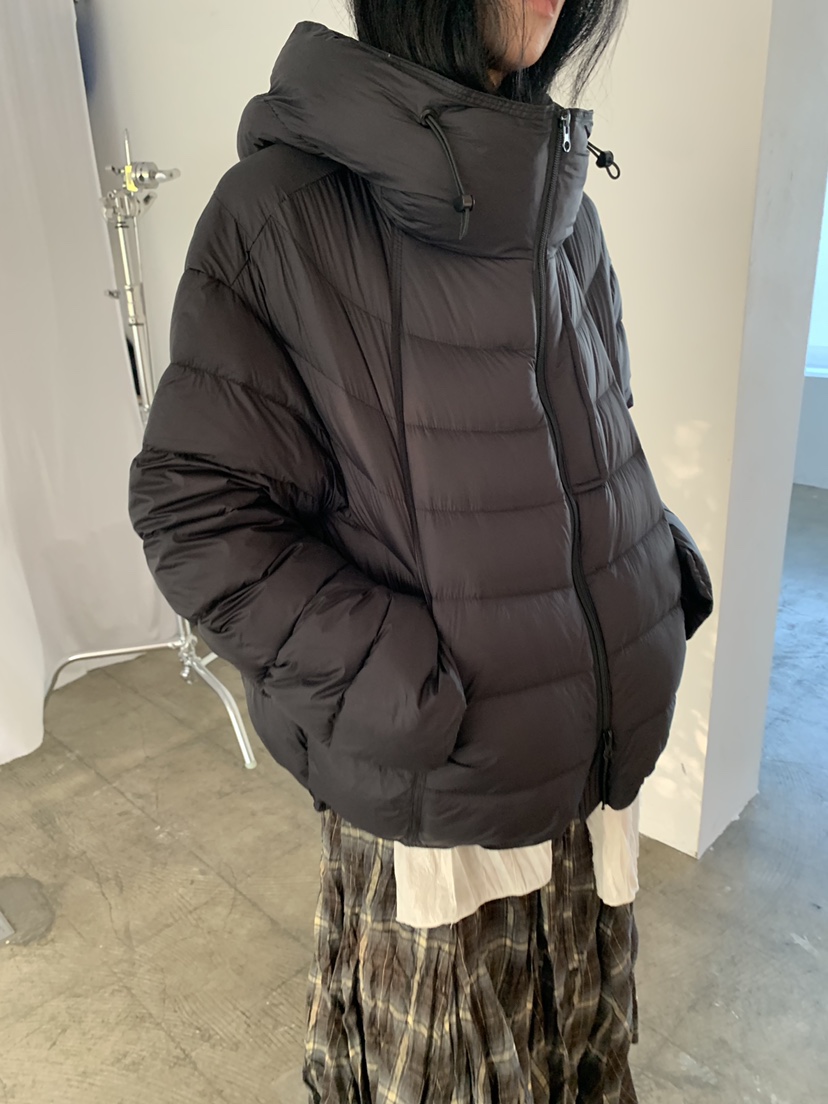VAARA東大門直郵女裝新品熱賣人氣時尚職業短款羽絨服羽絨服VAARA短款羽絨服