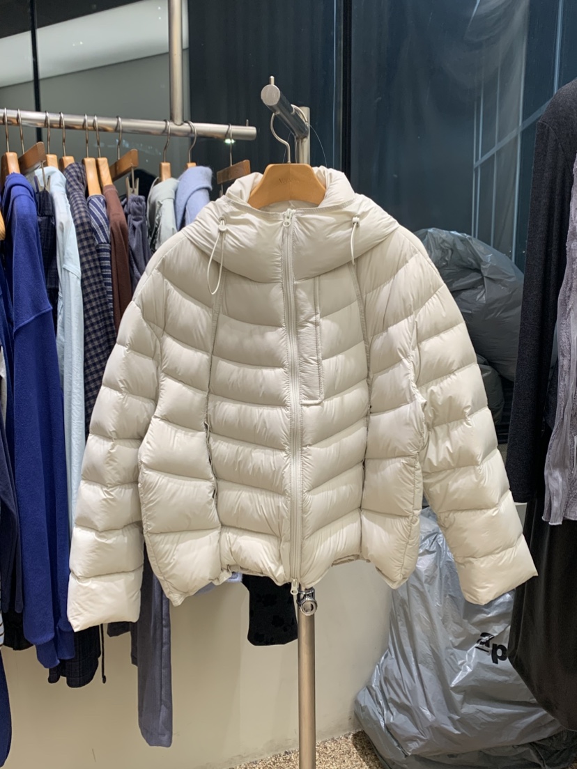 VAARA東大門直郵女裝新品熱賣人氣時尚職業短款羽絨服羽絨服VAARA短款羽絨服圖色2