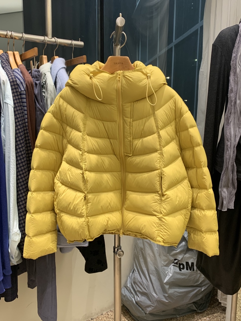 VAARA東大門直郵女裝新品熱賣人氣時尚職業短款羽絨服羽絨服VAARA短款羽絨服圖色4