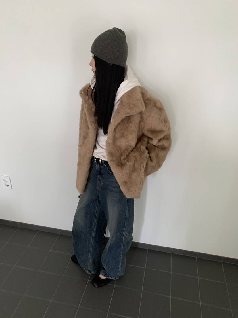 TRUE韓國代購女裝新款推薦真品休閑熱賣時尚人氣短款大衣TRUE短款大衣
