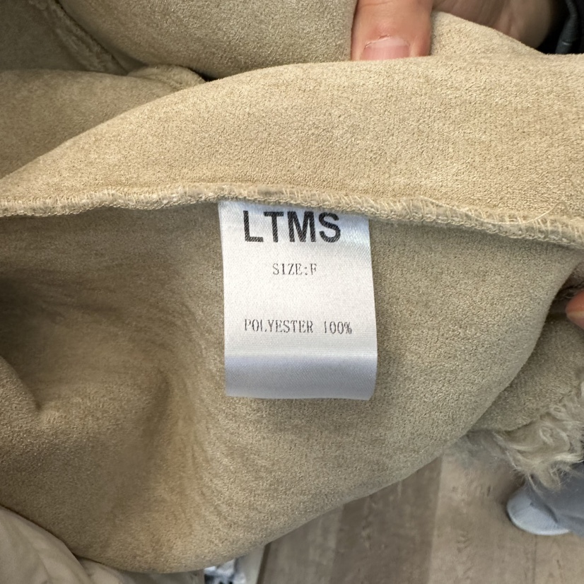 LTMS韓國代購女裝新款時尚真品職業人氣推薦短款大衣皮草LTMS短款大衣