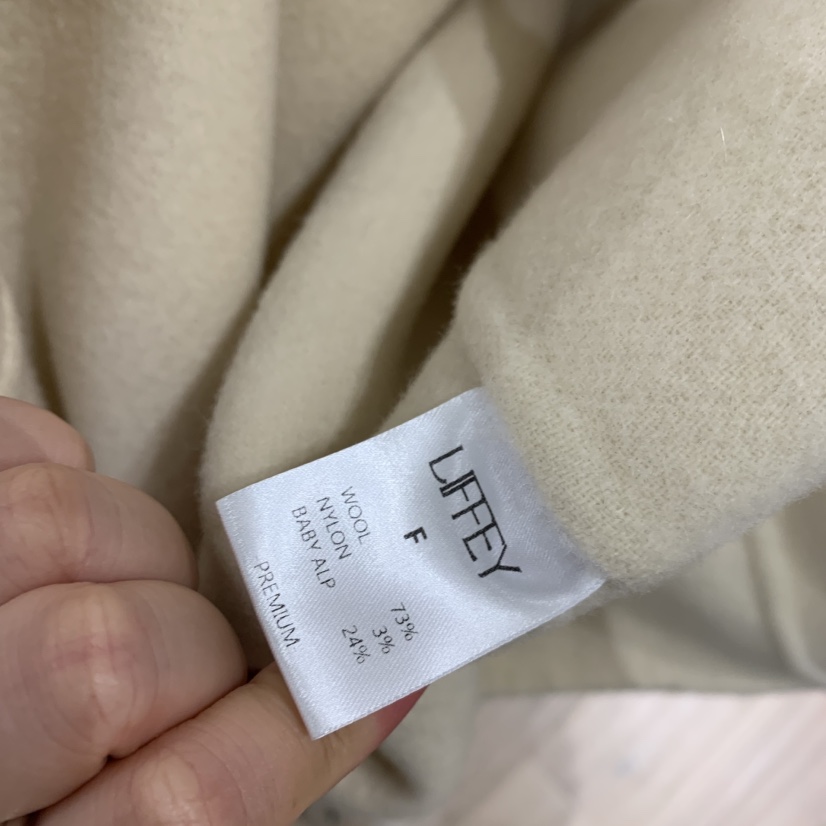 LIFFEY東大門直郵女士新品真品熱賣推薦中長款大衣手工制品LIFFEY中長款大衣