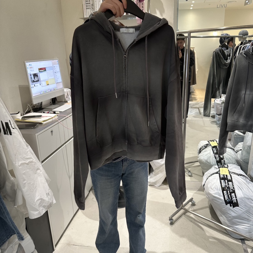 LIVU/MEMO CLASSIC東大門代購女士新品推薦衛衣拉鏈連帽衫復古LIVU/MEMO CLASSIC衛衣圖色2墨色